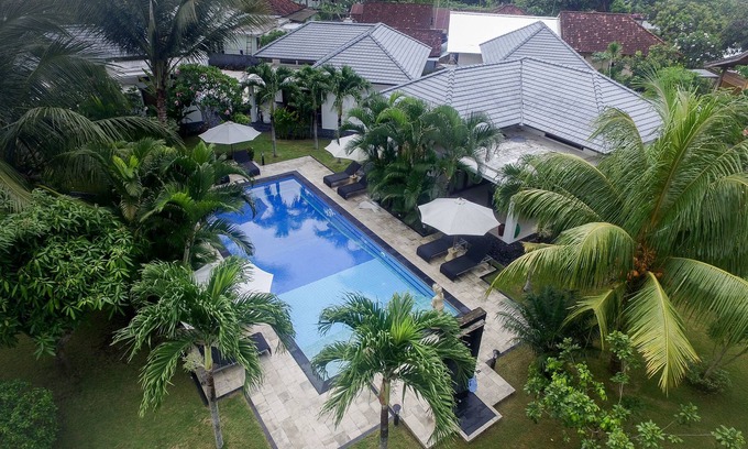 Senggigi Villa | Explore Lombok from your Villa for 2+