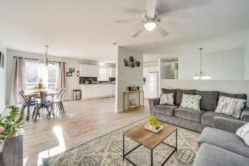 Tobyhanna House | Explore Poconos with Fire pit, Games, Grill