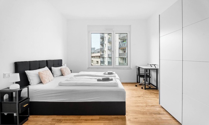 Boeblingen Apartment | EXQUIS CHIC 2BR Apartment FRITZ I Balcony I Mercedes & US Army I Stuttgart