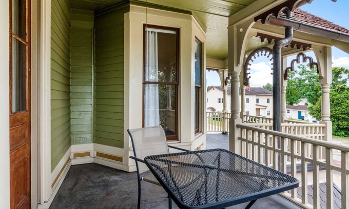 Lake City House | Exquisite 125 Year Old Queen Anne Historical House - 2nd Floor - 4 Room Unit