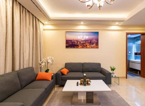 Nairobi West Apartment | Exquisite 1Bed with Free Parking Gym and Pool