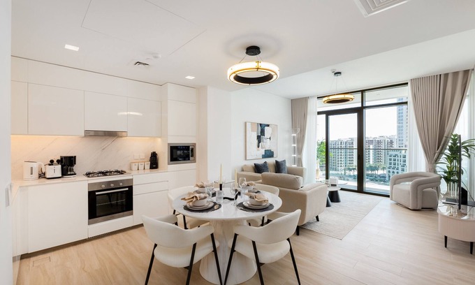 Dubai Apartment | Exquisite 2BR Apt w/Dubai Creek Views