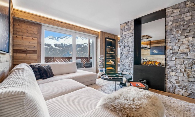 Lens Apartment | Exquisite Duplex Apartment with Breathtaking Views by Mrs Miggins