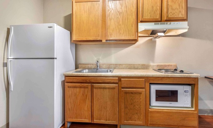 Plainfield Hotel | Extended Stay America Select Suites - Indianapolis - Plainfield