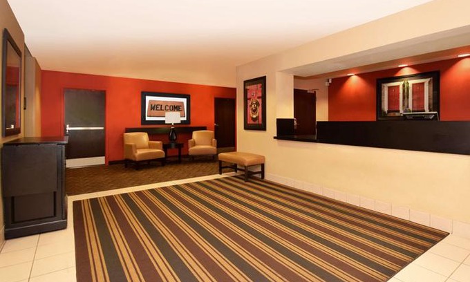 Auburn Hills Hotel | Extended Stay America - Detroit - Auburn Hills - University Drive