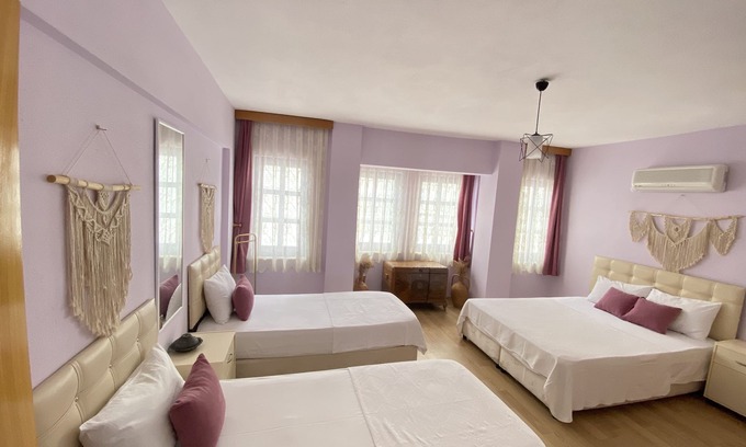 Bozcaada House | Eylem Konukevi