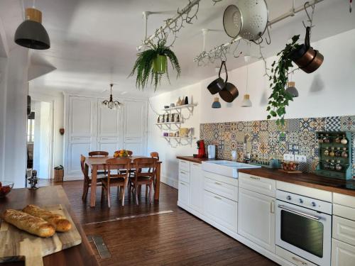 Bricquebec-en-Cotentin House | Félix Leporem