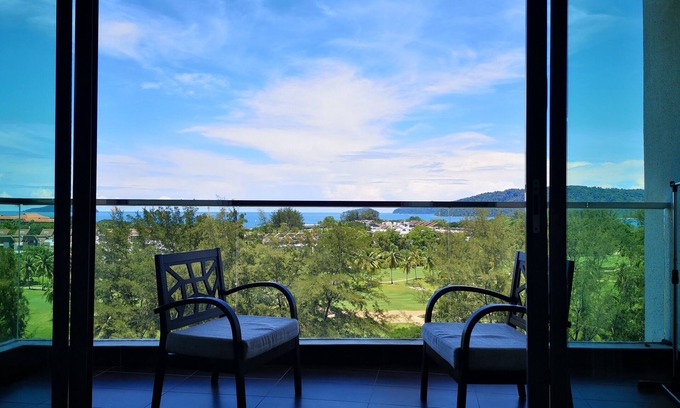 Downtown Kota Kinabalu Condo | F-Zen Suite - The Loft Imago - SeaView + Sunset View Condo