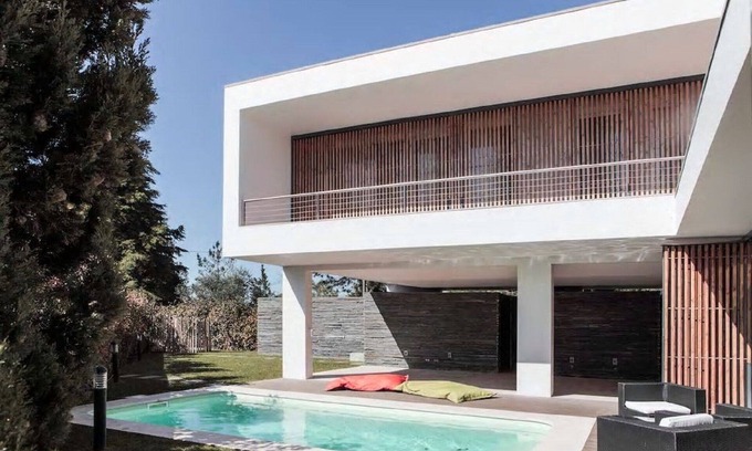 Fornos House | Fabulous Modern Villa with Pool in Aldeia do Meco