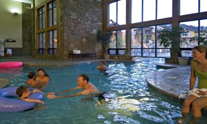 Four O'Clock Condo | Fabulous New Years Ski Week at Grand Timber Lodge in Breckenridge, CO