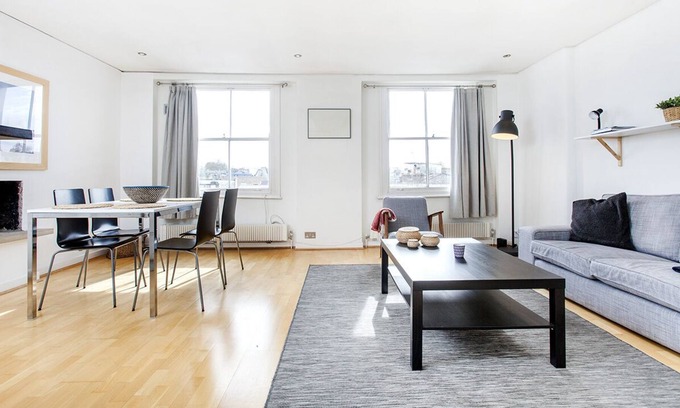 Pembridge Apartment | Fabulous top floor flat in Notting Hill!!