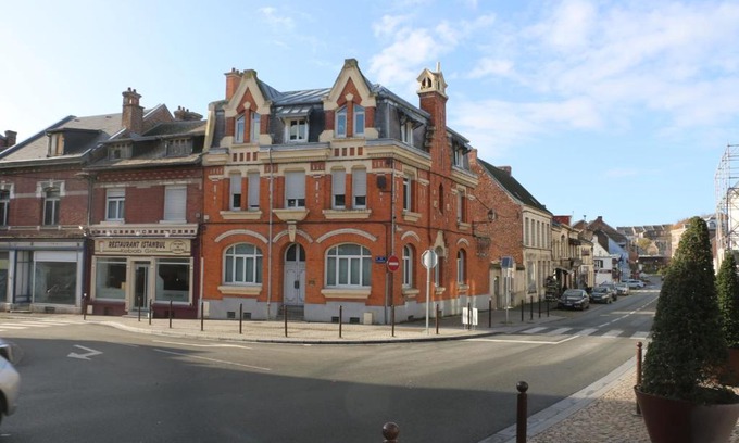 Le Cateau-Cambresis Apartment | Face à Matisse