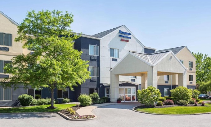 Valparaiso Hotel | Fairfield Inn & Suites Valparaiso