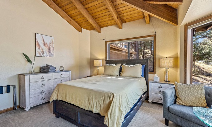 Flagstaff Cabin | Fall Colors | Available | Enjoy our Local Discounts
