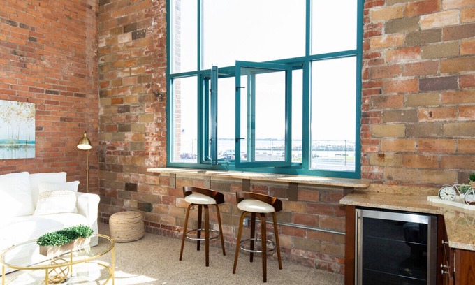 Sandusky Condo | Fall Dates! Bayfront Oasis Getaway for Four!