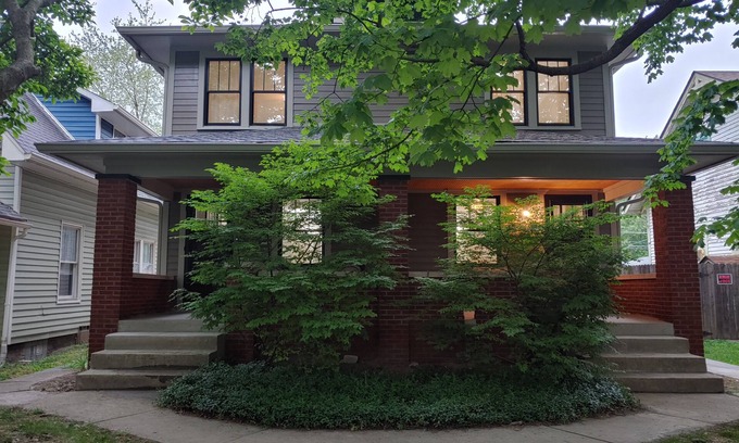 Irvington House | FAMILY AND 2 FAMILY HIDEOUT/2Units in one with locking doors-MEET US IN INDY!