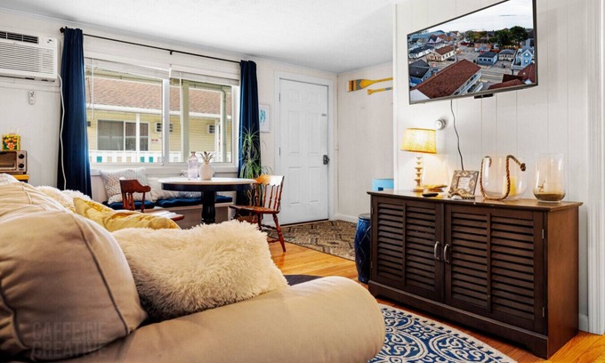 Old Orchard Beach Apartment | Family Beach Getaway Games, Gym & Near Pier