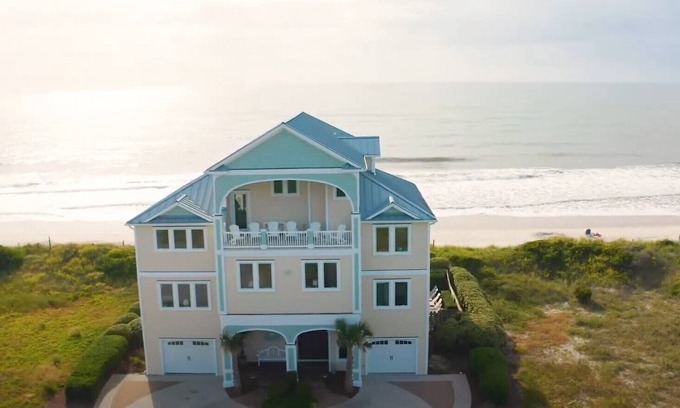 Ocean Sound Village House | Family Friendly - Beachfront, Pool, Hot Tub, Elevator