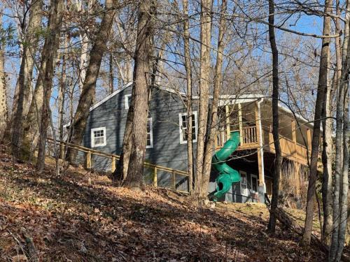 Hendersonville House | Family-Friendly Mountain Oasis W Game Room & Grill