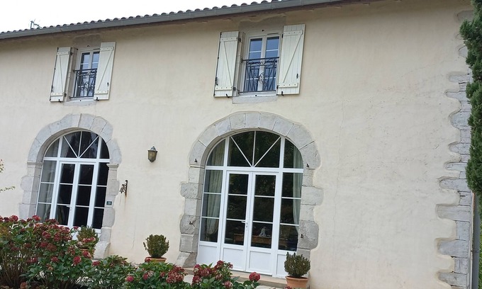Pouillon House | FAMILY HOME with swimming pool, 13 pers, near Basque & Landes coasts