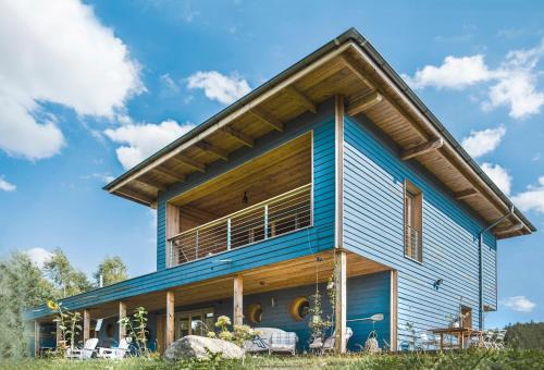 Brzozie House | Family Lodge for 13 guests, fireplace, lakeview, sauna, hot tube
