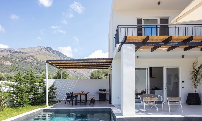 Agios Vasileios Villa | Family villa with Private Pool , 200m to the beach