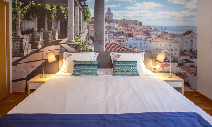 Belem House | Famous Crows Lisbon Suites
