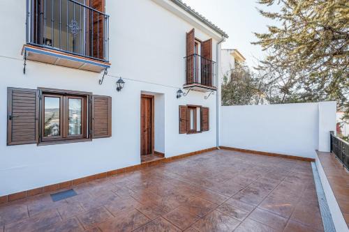 Montefrio Ski Chalet | Fantástica Casa de 3 BR y 3 Baños - Casa de Relax-