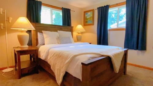 Stevens Point House | Fantastic Oasis Home in Stevens Point