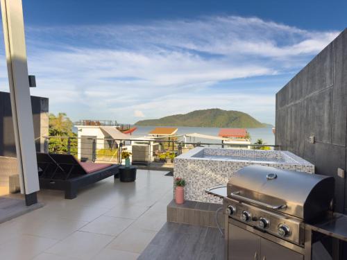 Rawai House | Fantastic SeaView 4br Private Pool Villa