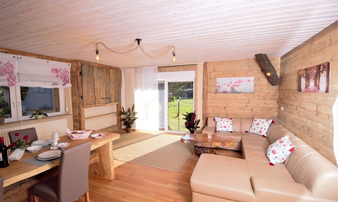 Oybin Apartment | Fantastic vacation apartment VANESSA in an idyllic location in the Zittau Mountains