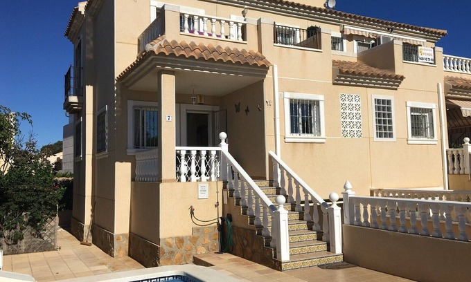 Lomas Villa | Fantastic Villa with Private Pool only a few minutes walk to the Beach