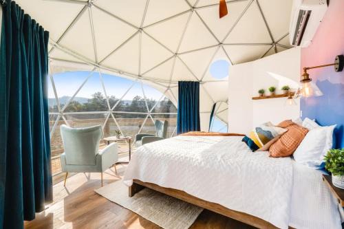 Luray House | Faraway Geodome with Views