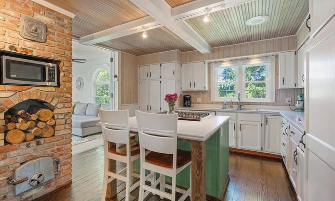 Petoskey Other | Farm House - Big Yard, Hot Tub, Fire Pit Area, Game Room Cabin, Near Town