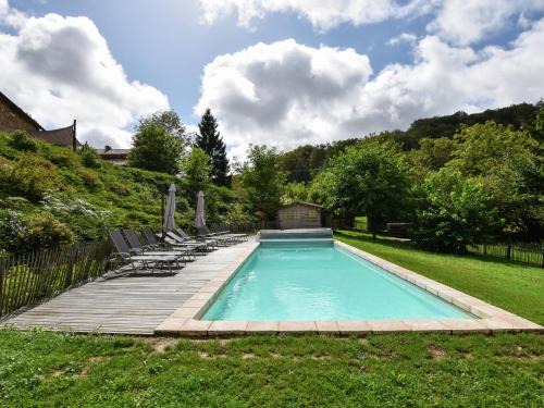 Terrou House | Farmhouse in Pyrenees with Pool