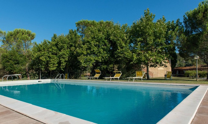 Pomarance Other | Farmhouse in Tuscany - Trilo 4/6 p. swimming pool wifi garden parking restaurant