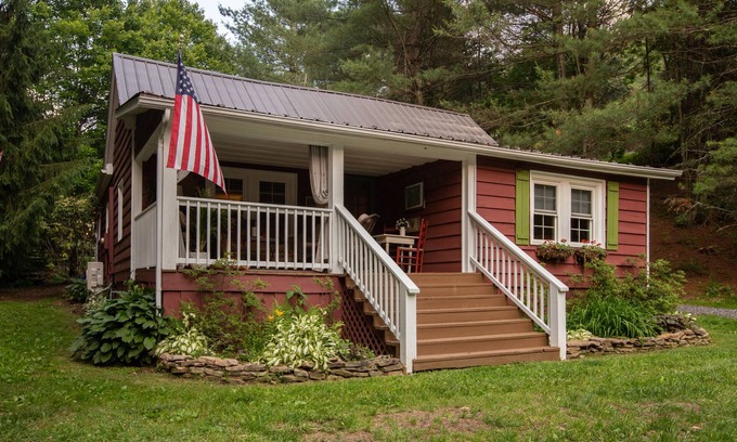 Laurel Springs Other | Farmhouse on Little Peak Creek Farm!