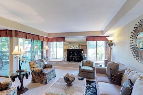 Palmetto Dunes Apartment | Fazio 11