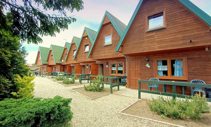 Sarbinowo House | Fe/Ha with 2 bedrooms, week-room, kitchenette, bathroom, 4 to 8 people. Beach 900 m.