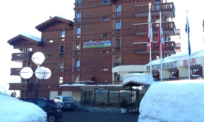 Montana Apartment | Februari krokus ski
