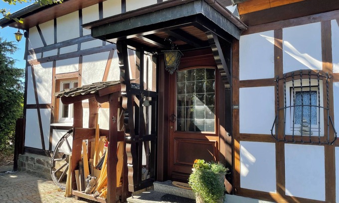 Wiehl Apartment | Feel good and relax in an old farmhouse