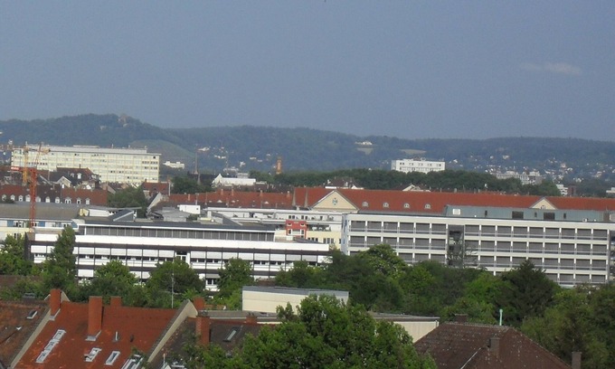 Weststadt Sudlicher Teil Apartment | Feel-good oasis above the rooftops of Karlsruhe