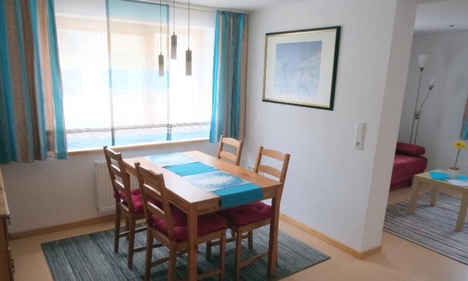 Silberberg Apartment | Feel-good vacation apartment (56sqm) for 3 people with free WiFi
