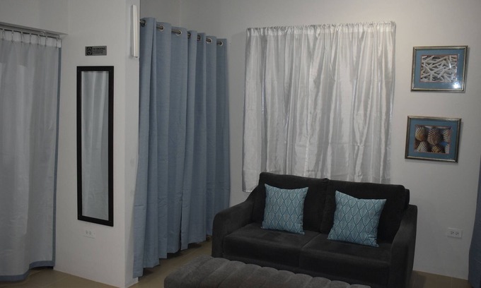 West Coast House | Feels like home 1 Bed retreat conveniently located to many places of interest.