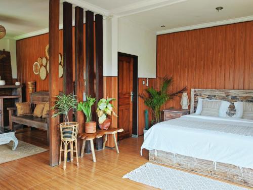 Andong House | female-only solowe home villa