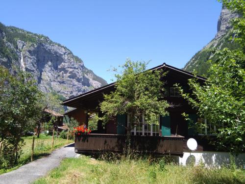 Stechelberg Ski Chalet | Ferien Cottage Flüehblüemli