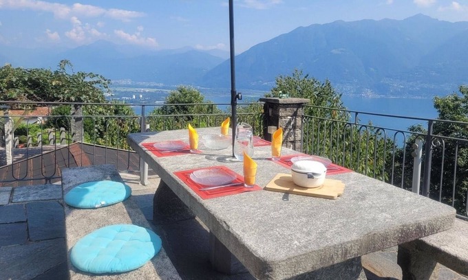 Brione sopra Minusio House | Ferienhaus für 4 Gäste mit 110m² in Brione Sopra Minusio