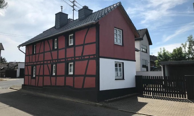 Bad Muenstereifel House | Ferienhaus Eifeldömchen