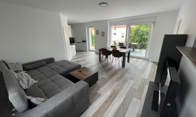 Senftenberg Apartment | Ferienhaus Helfert FeWo 1