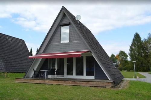 Waldbrunn House | Ferienhaus in Waldkatzenbach modern & renoviert